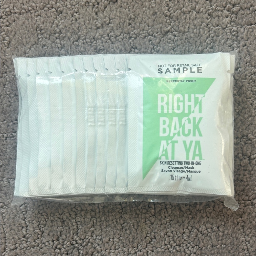 Perfectly Posh Right Back At Ya Cleanser and Mask - Sample Pack of 20